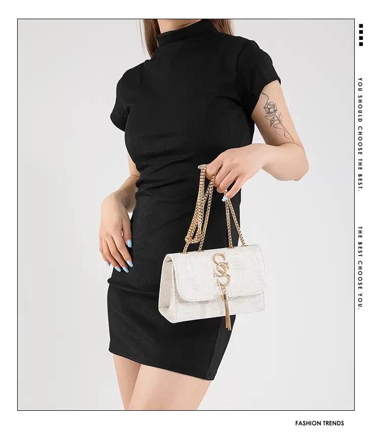 Women's White Chain Shoulder Crossbody Bag Mori Style Small — feature 2