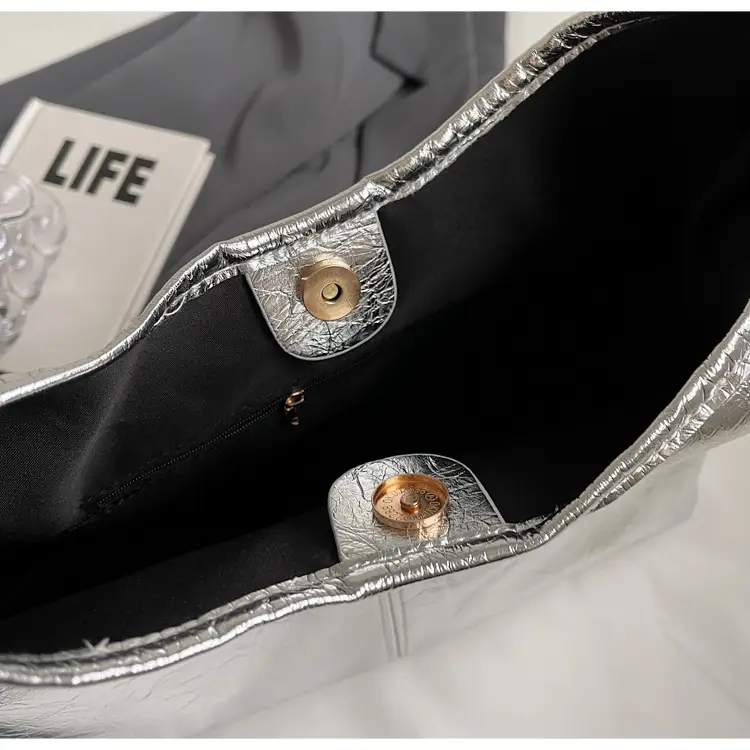Silver Crossbody Bag for Women 2026 New Trendy — feature 36