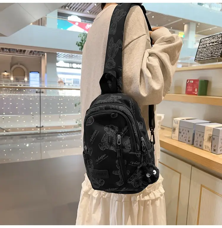 Bear Print Crossbody Bag for Girls Boys Junior High — feature 17