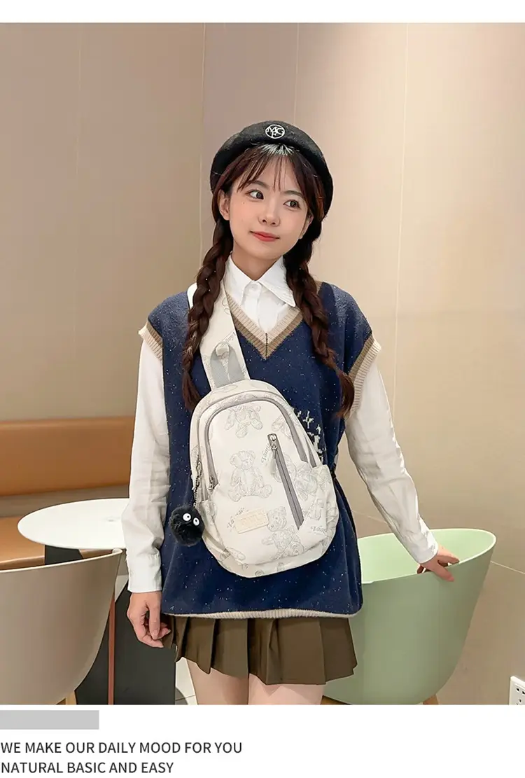 Bear Print Crossbody Bag for Girls Boys Junior High — feature 9
