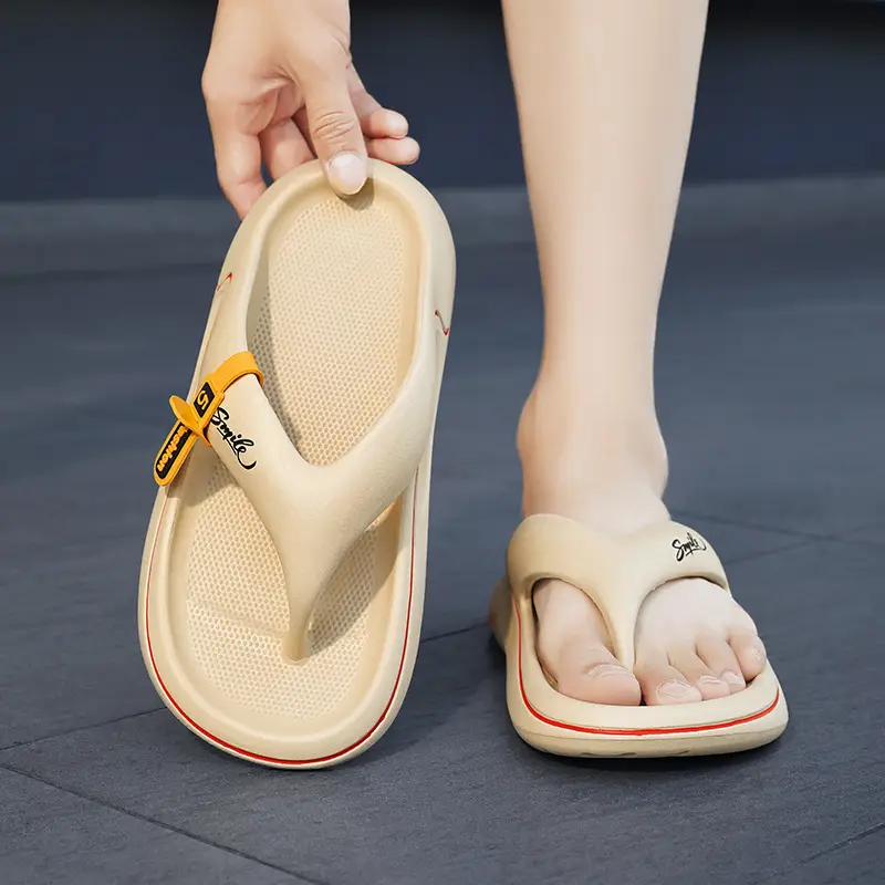 Summer TikTok Online Celebrity Live Broadcast Men's Fashion Outer Wear Soft Bottom Flip Flops Cross-border plus size Casual Flip Flops Men's Flip Flops - Image 13