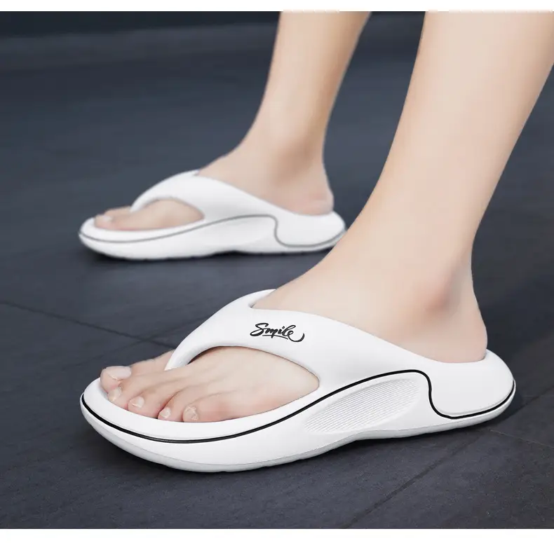 Summer TikTok Online Celebrity Live Broadcast Men's Fashion Outer Wear Soft Bottom Flip Flops Cross-border plus size Casual Flip Flops Men's Flip Flops — feature 11