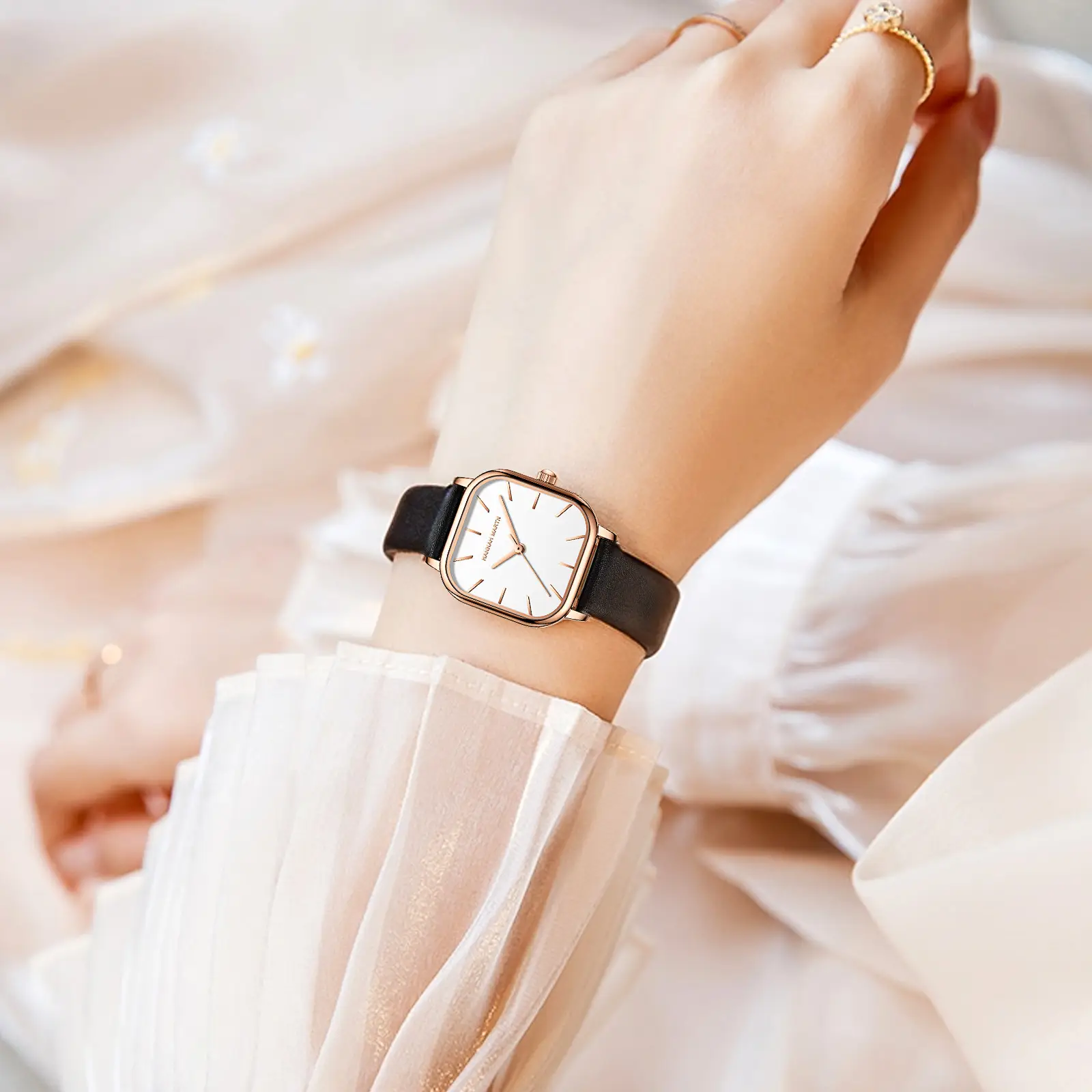 Women Rose Gold Quartz Watch Black Strap 2025 - Image 6