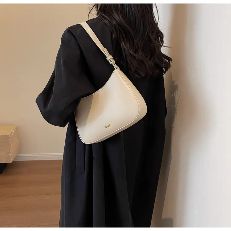 Women's Korean Style Chain Shoulder Bag Red 2024 — feature 24