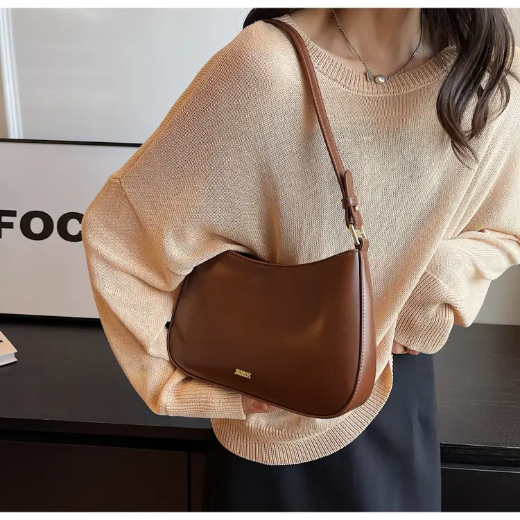 Women's Korean Style Chain Shoulder Bag Red 2024 — feature 33