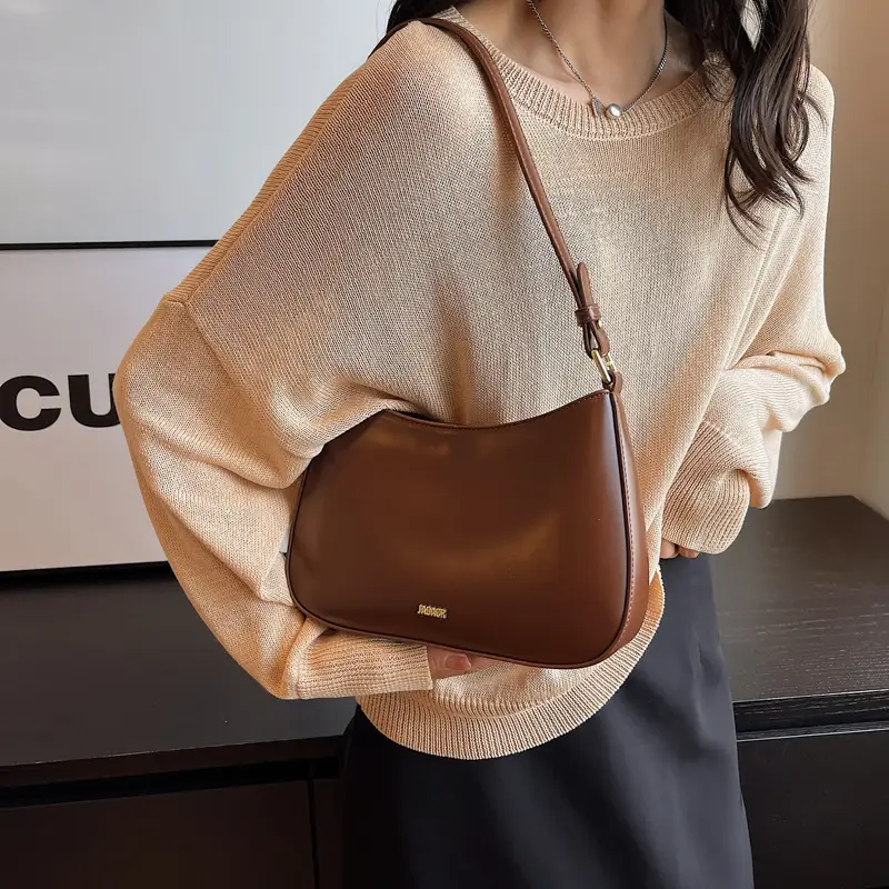 Women's Korean Style Chain Shoulder Bag Red 2024 - Image 5