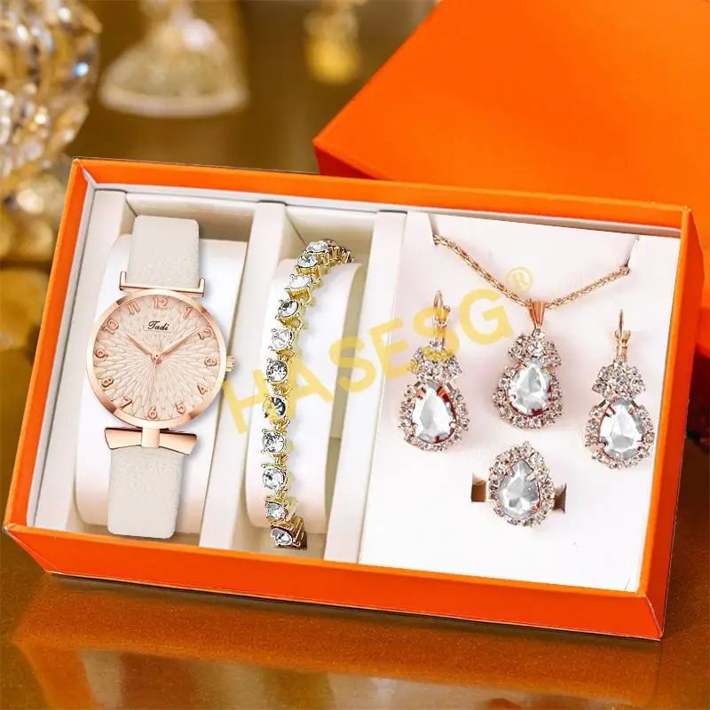 Green Emerald Watch Set for Women Luxury Jewelry - Image 4