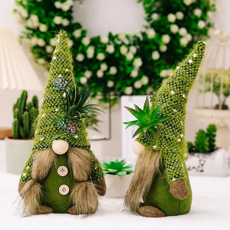 Green Knitted Fleshless Dwarf Doll Ornament — feature 9