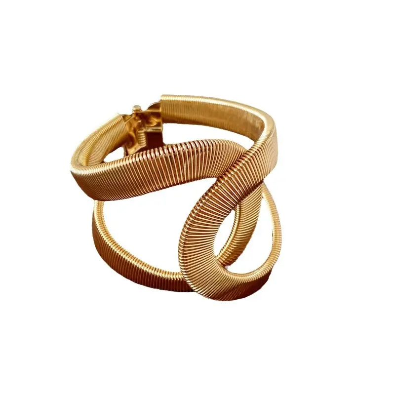 Europe and the United States cross-border metal flower bracelet exaggerated niche high sense bracelet arm ring design temperament jewelry wholesale