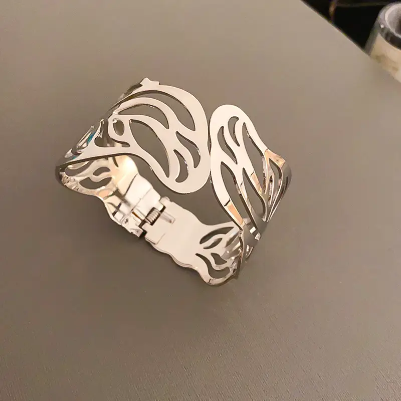 60# bracelet-silver-leaves