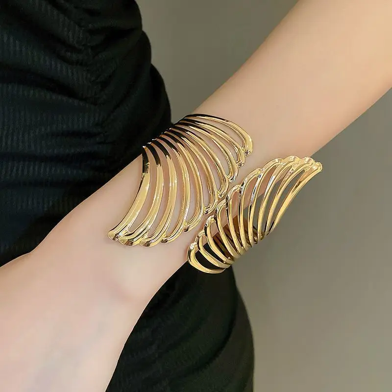 61# bracelet-gold-geometric