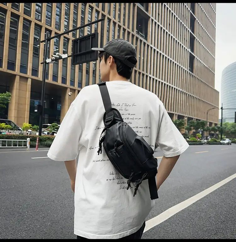 Men's Black Crossbody Sports Bag Satchel Design — feature 15