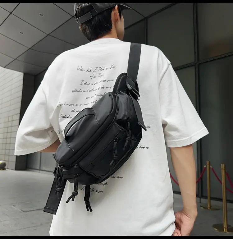 Men's Black Crossbody Sports Bag Satchel Design — feature 17