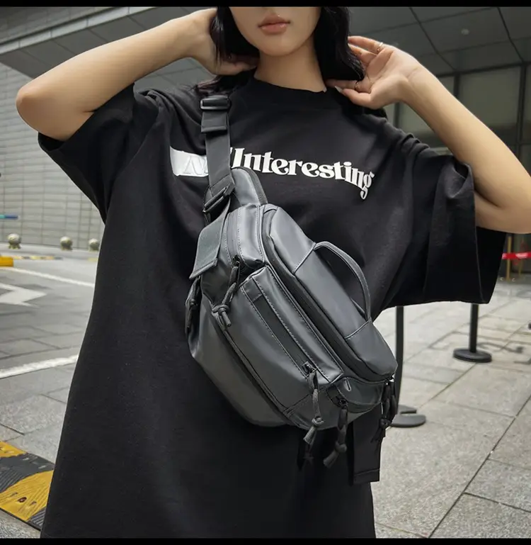 Men's Black Crossbody Sports Bag Satchel Design — feature 38