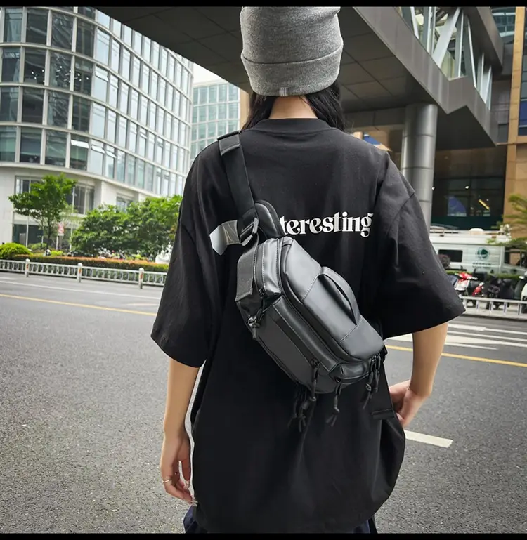 Men's Black Crossbody Sports Bag Satchel Design — feature 40