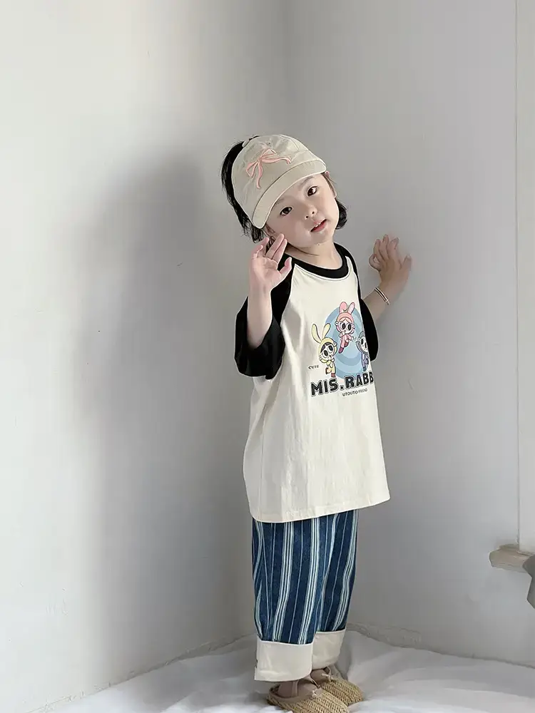Children's Beige Baseball Cap with Orange Logo — feature 14