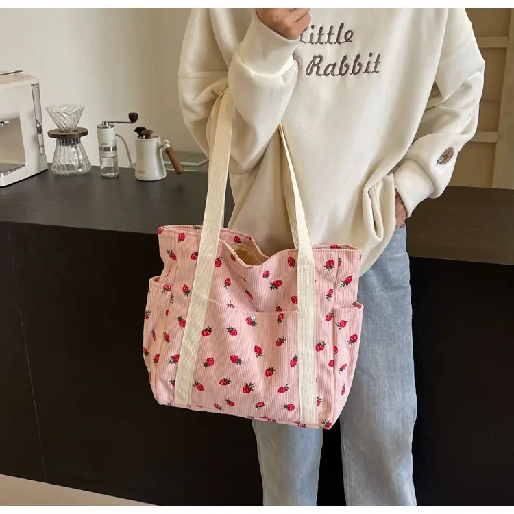 Women Printed Flannel Large Bag Pink Heart Design - Image 6