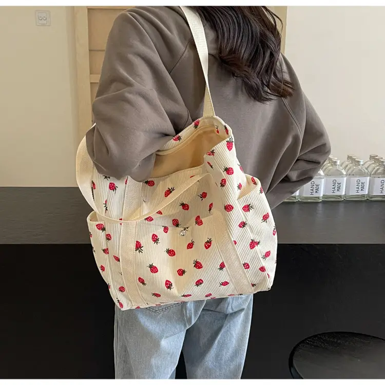 Women Printed Flannel Large Bag Pink Heart Design - Image 7
