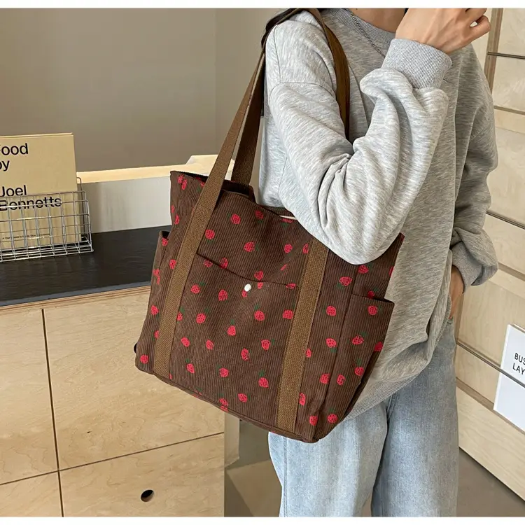 Women Printed Flannel Large Bag Pink Heart Design — feature 12