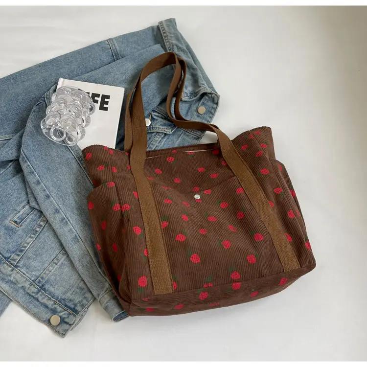 Women Printed Flannel Large Bag Pink Heart Design - Image 4