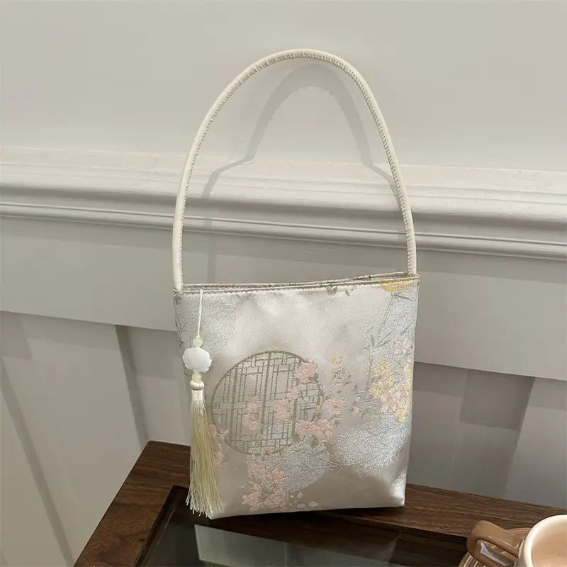 New Chinese-Style Women's Bag with Tassel, 2026 New Model - Image 5