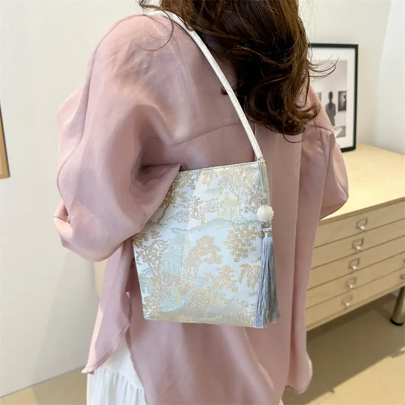 New Chinese-Style Women's Bag with Tassel, 2026 New Model - Image 2