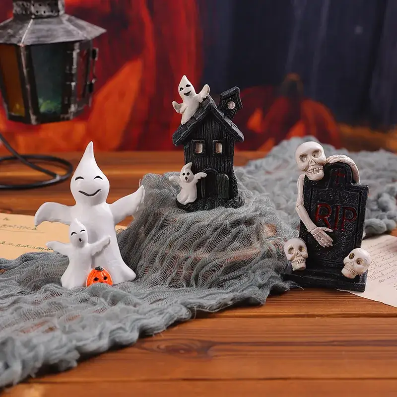Halloween Mini Decor Set with Ghosts and House - Image 6