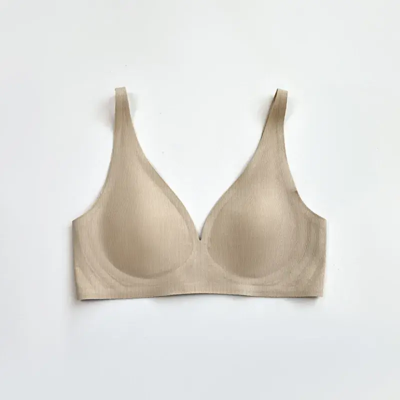 Traceless Underwear Small Chest Gathering Large Chest Shown - Image 5