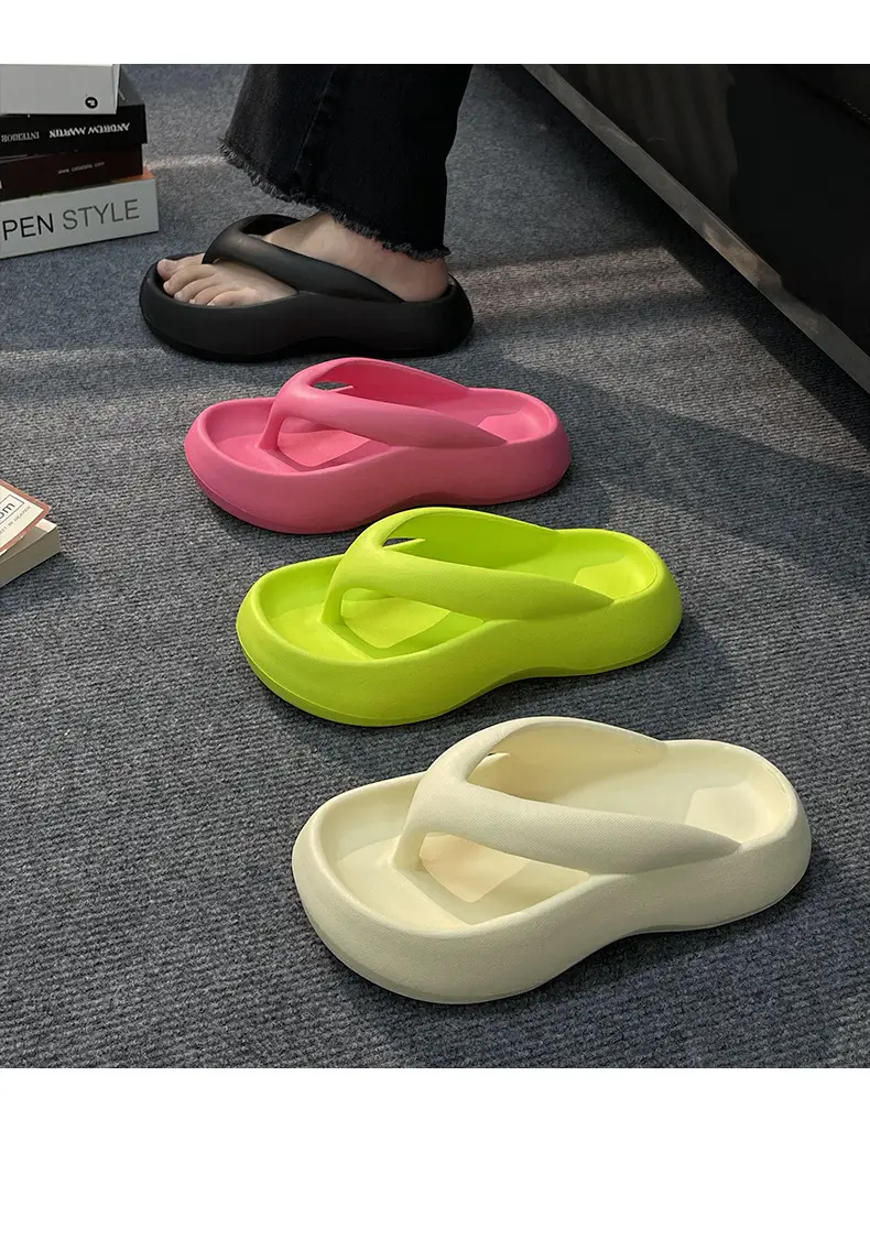 Thick-soled flip-flops ladies summer 2024 new shit-feeling non-slip flip-flops beach slippers women summer wear wholesale — feature 20