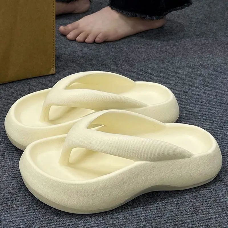 Thick-soled flip-flops ladies summer 2024 new shit-feeling non-slip flip-flops beach slippers women summer wear wholesale - Image 2