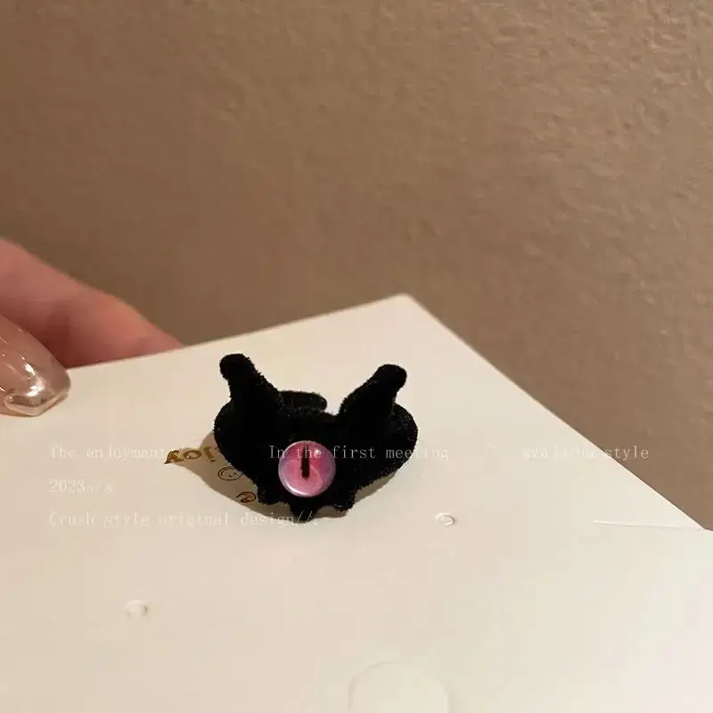 Funny One-Eyed Monster Ring Niche Design - Image 27