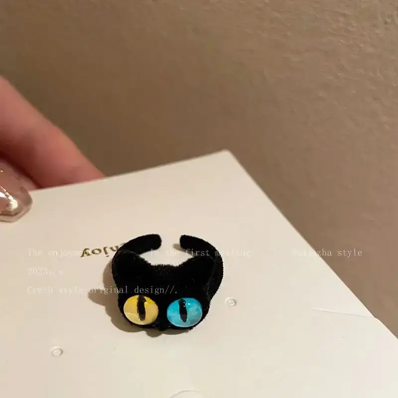 Funny One-Eyed Monster Ring Niche Design - Image 25