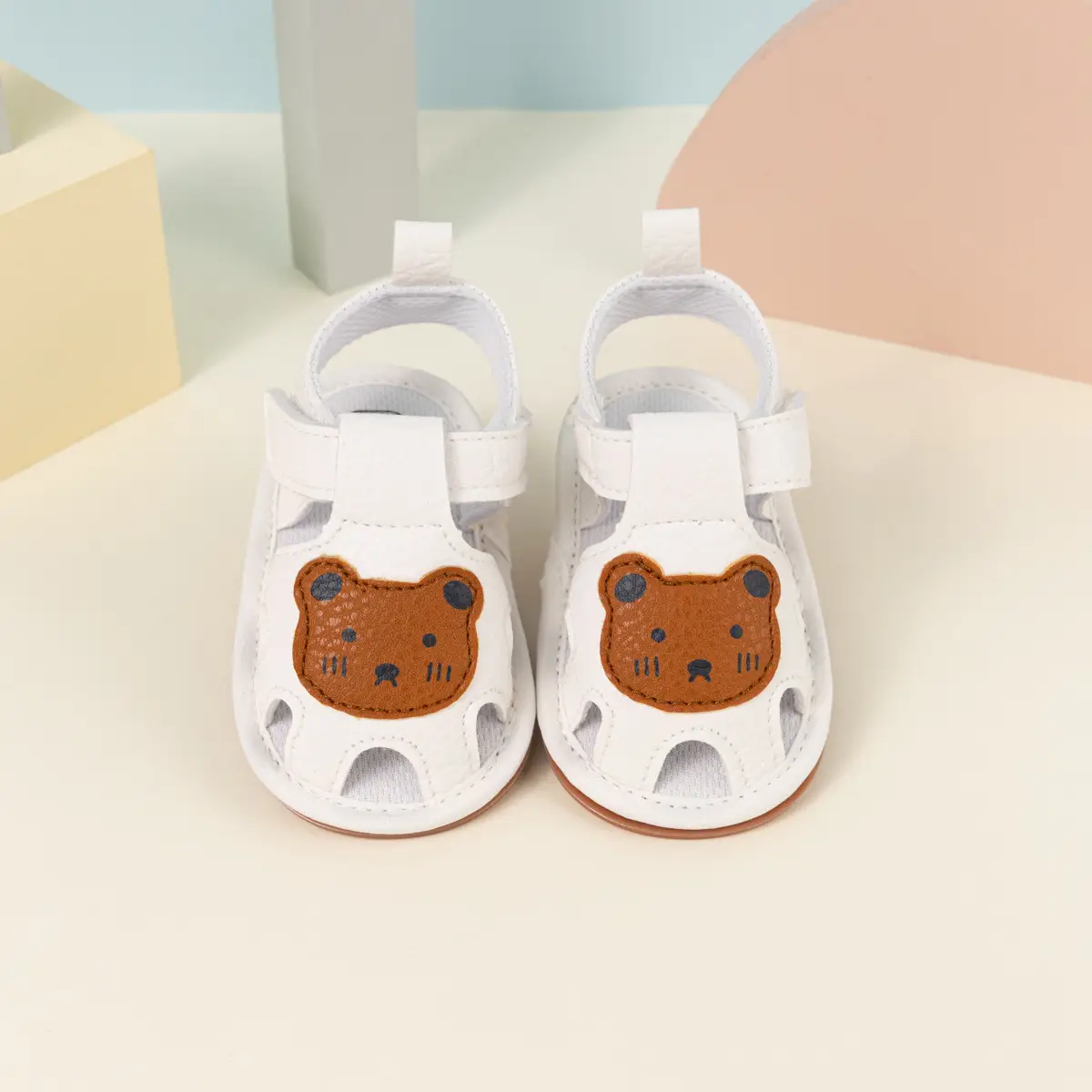 White Bear Pattern Baby Sandals Comfortable Soft Rubber Bottom