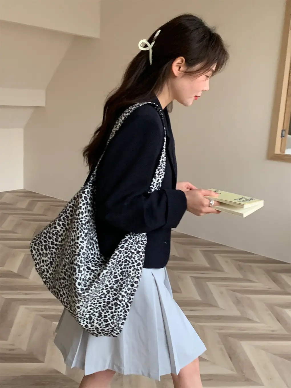 Leopard Print Crossbody Bag for Women Large Capacity