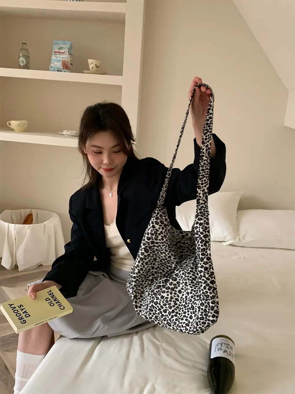 Leopard Print Crossbody Bag for Women Large Capacity — feature 11