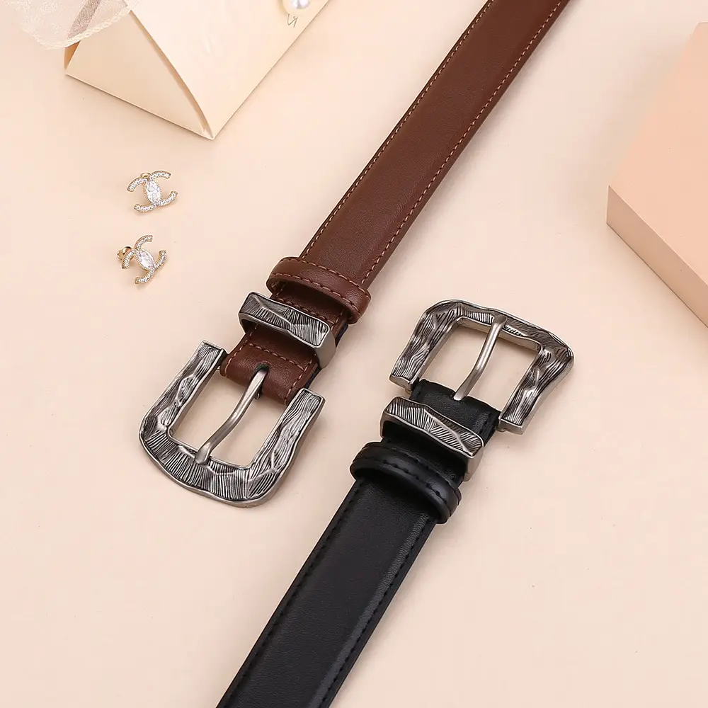 Women's Cowhide Leather Belt with Carved Alloy Buckle - Image 5