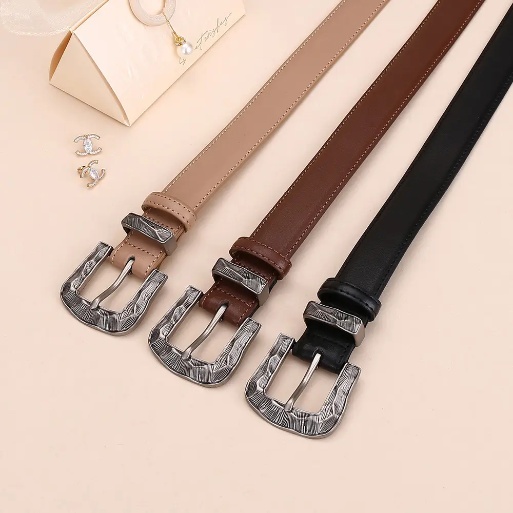 Women's Cowhide Leather Belt with Carved Alloy Buckle - Image 7
