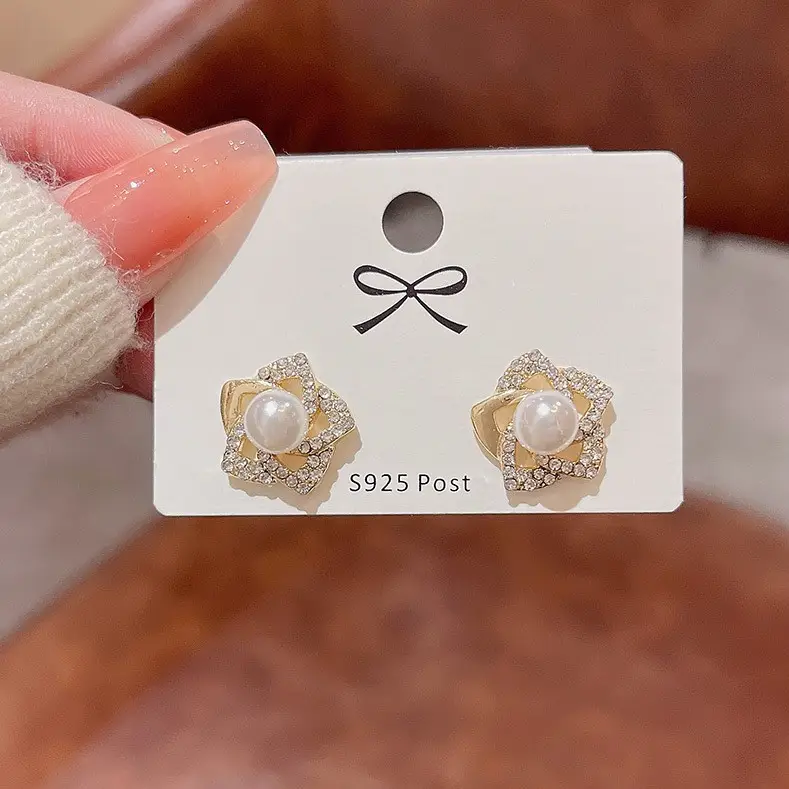 Pearl Flower Earrings for Women Light Luxury High End Design - Image 4