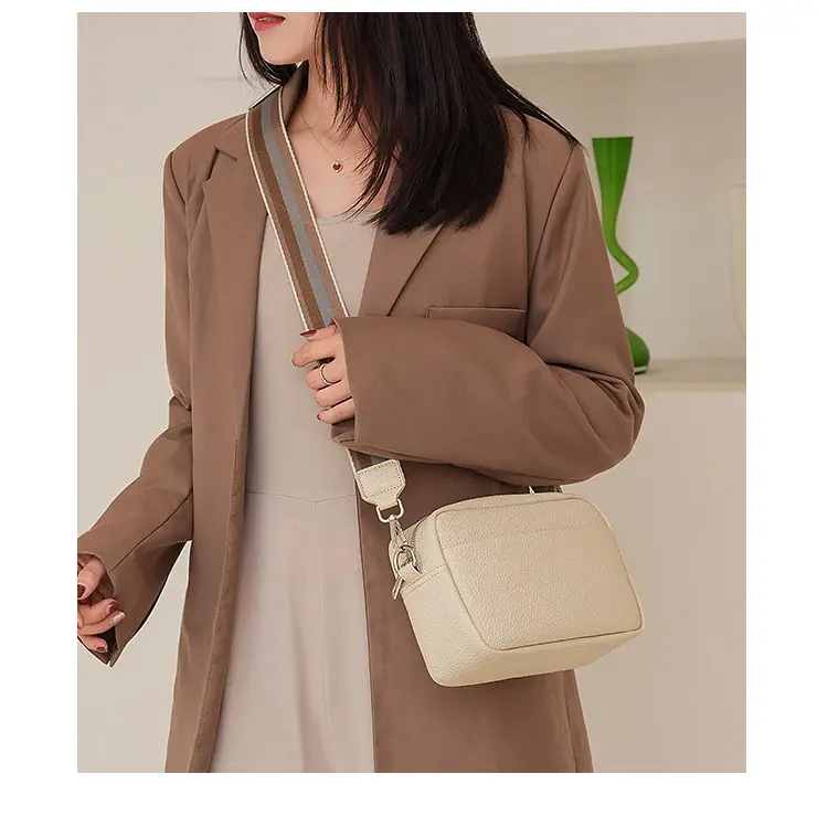Women's Crossbody Bag Brown White 2025 New — feature 14