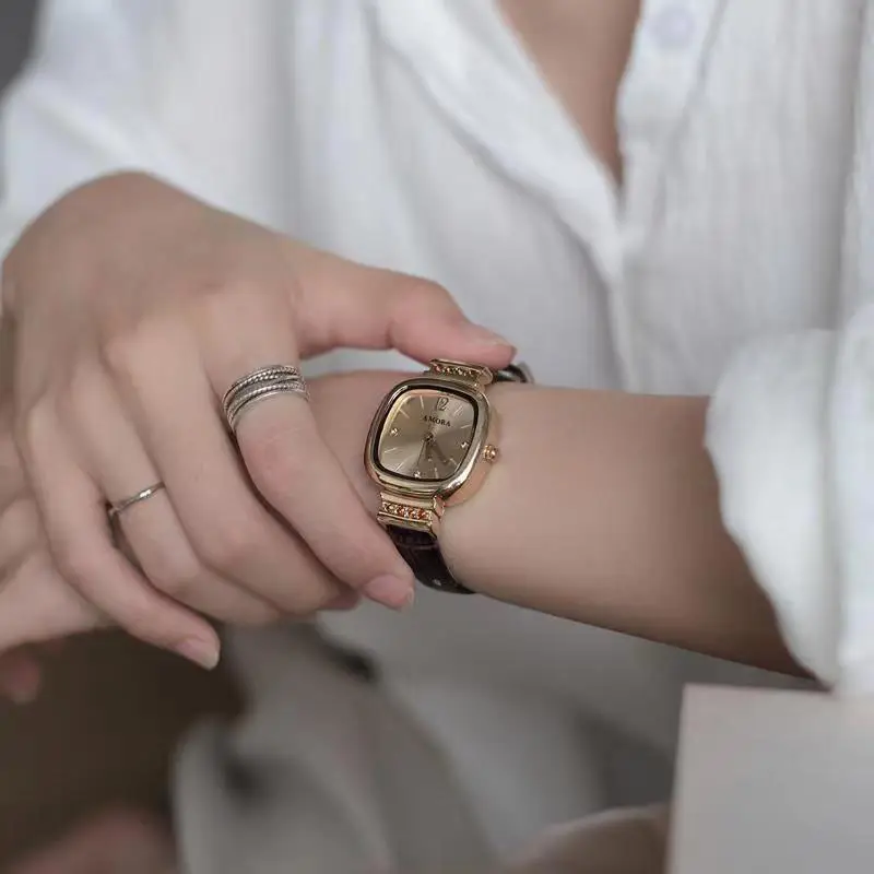 Women's Niche Dial Luxury Watch with Brown Strap — feature 8