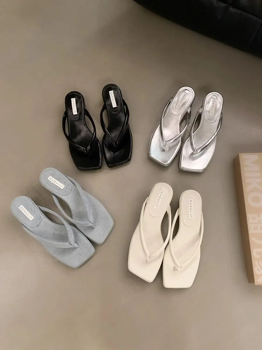 Flip-Flops for Women 2026 New Summer Fashion Thick-Heeled Flip-Flops for Outdoor Wear Silver Non-Slip Thick-Soled Beach Shoes — feature 7