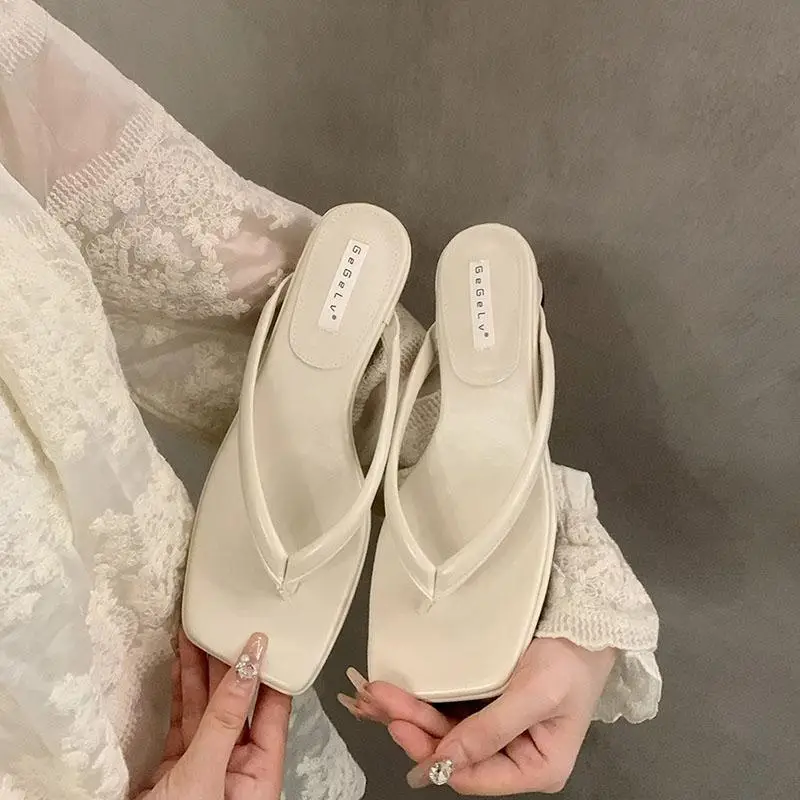 Flip-Flops for Women 2026 New Summer Fashion Thick-Heeled Flip-Flops for Outdoor Wear Silver Non-Slip Thick-Soled Beach Shoes - Image 2