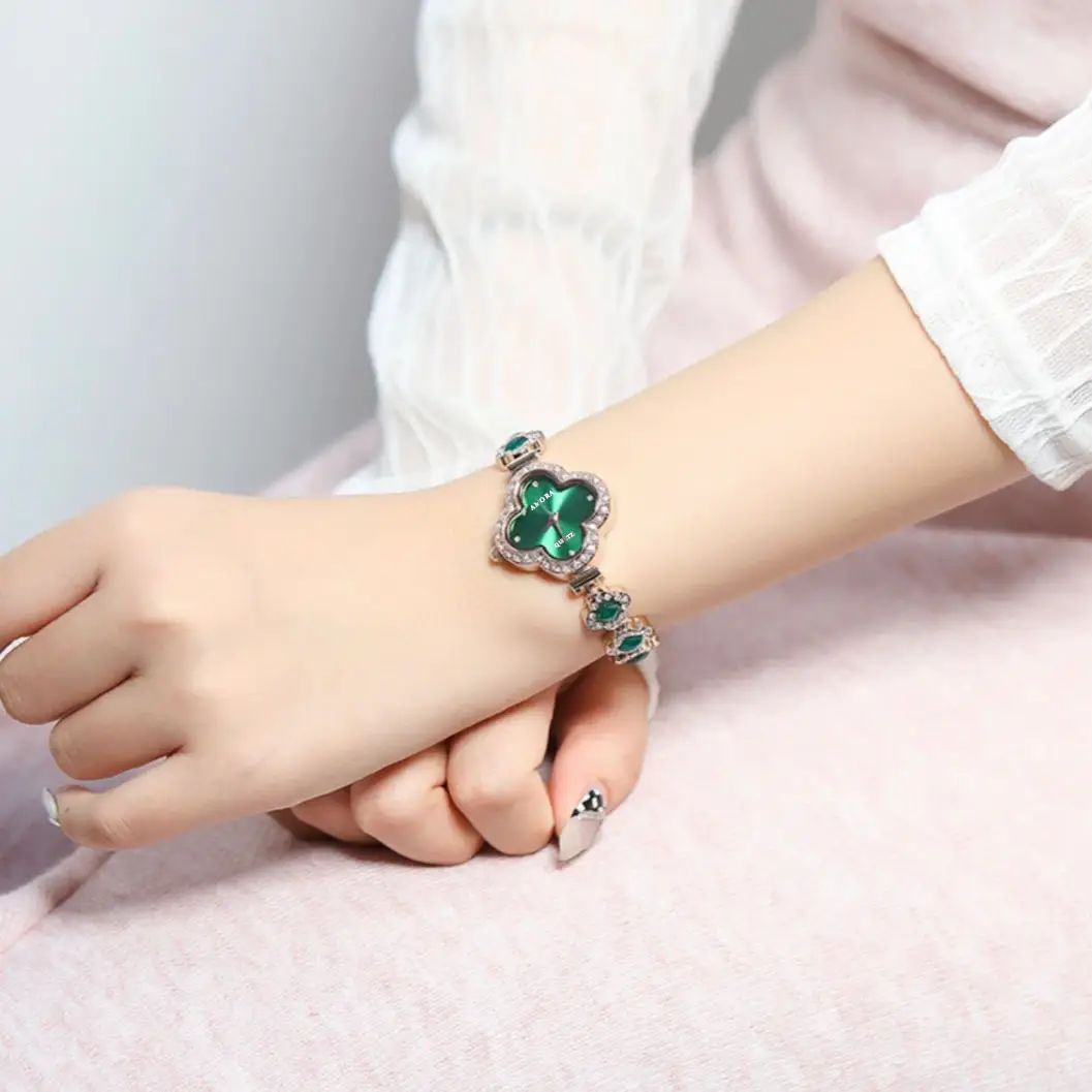 Green Gemstone Four-Leaf Clover Bracelet for Women