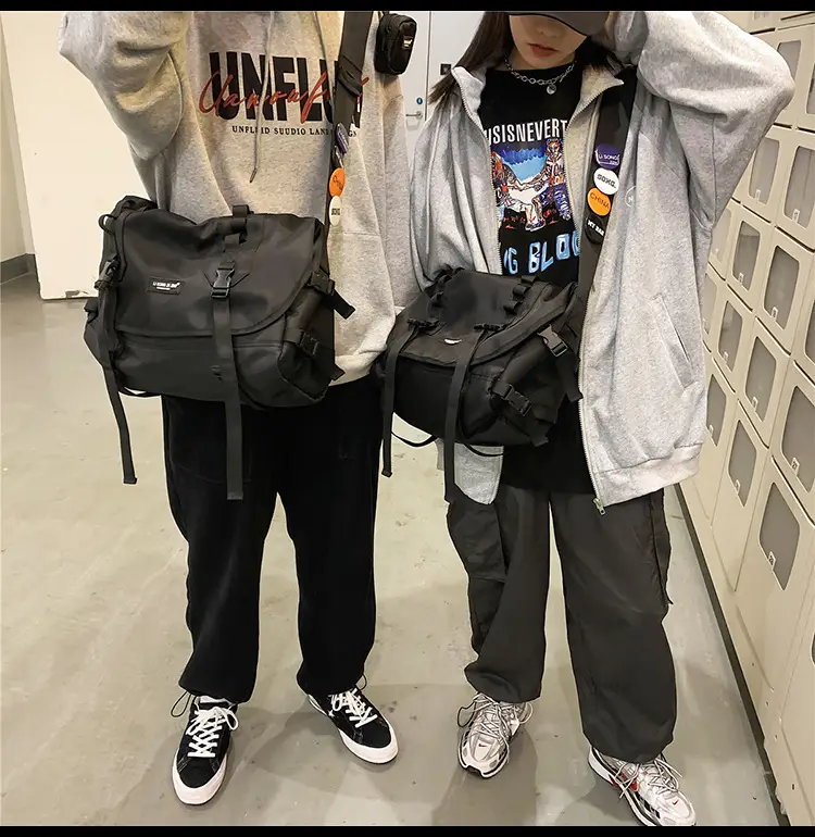 Men's Japanese Style Crossbody Bag Large Capacity Messenger Bag — feature 22