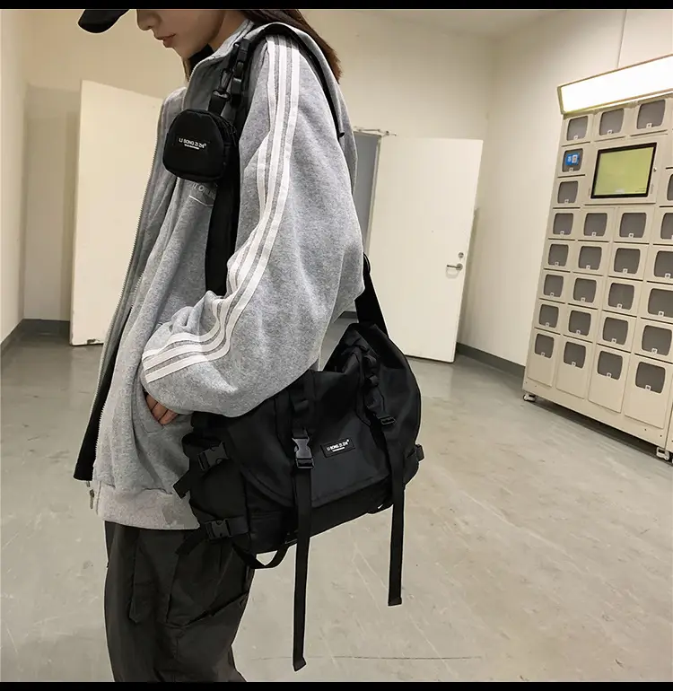 Men's Japanese Style Crossbody Bag Large Capacity Messenger Bag — feature 29