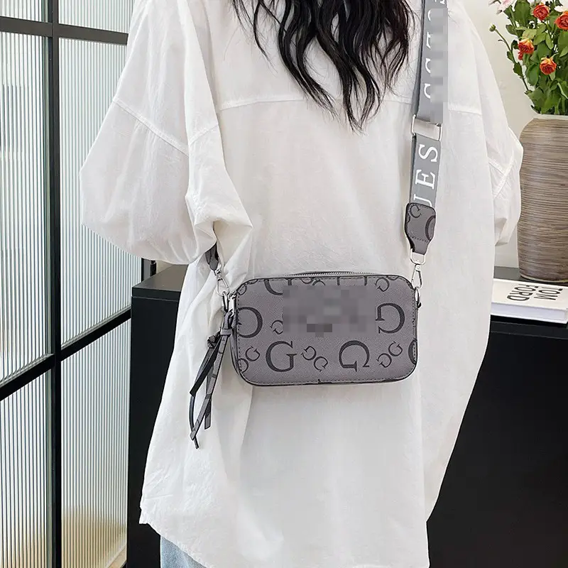 Luxury Letter Niche Crossbody Bag for Women - Image 10