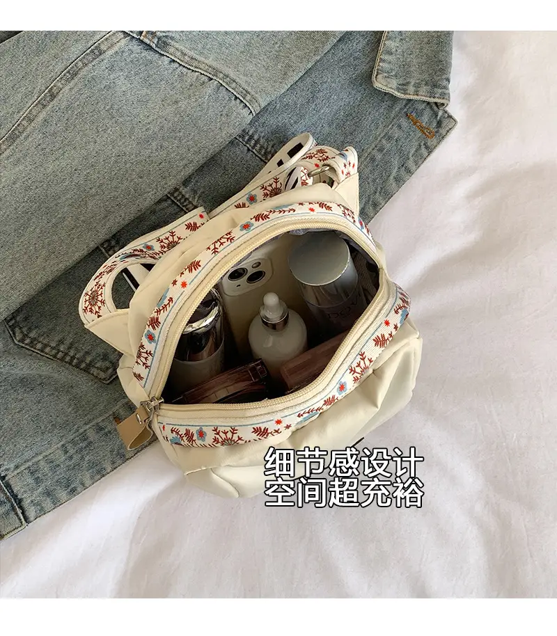 Waterproof Nylon Crossbody Bag Women 2024 New Large Capacity — feature 7