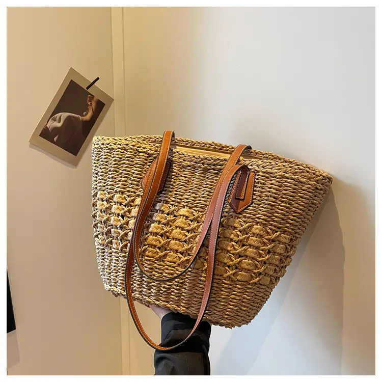 Large Capacity French Style Straw Shoulder Bag for Women — feature 17