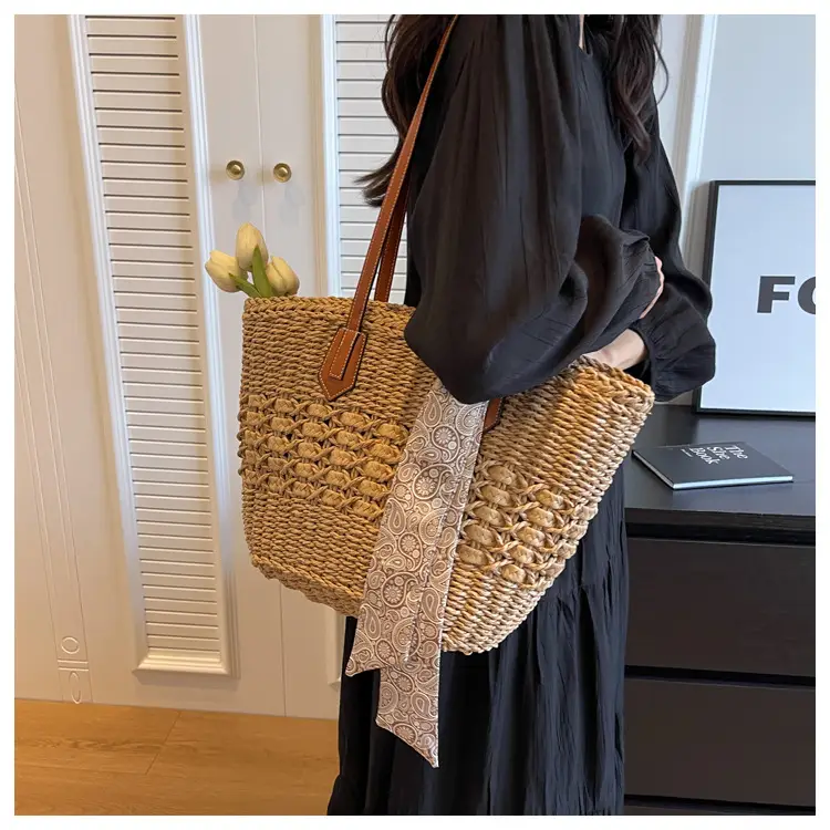 Large Capacity French Style Straw Shoulder Bag for Women — feature 22