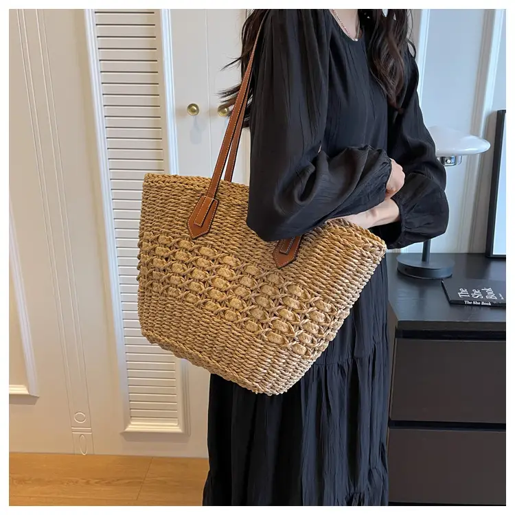 Large Capacity French Style Straw Shoulder Bag for Women — feature 24